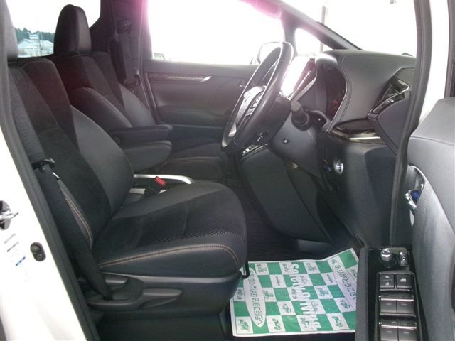TOYOTA ALPHARD 4WD 2021 Image 31