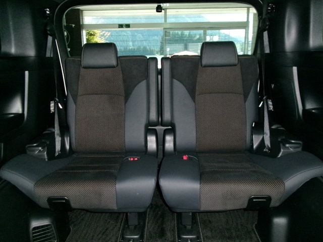 TOYOTA ALPHARD 4WD 2021 Image 31