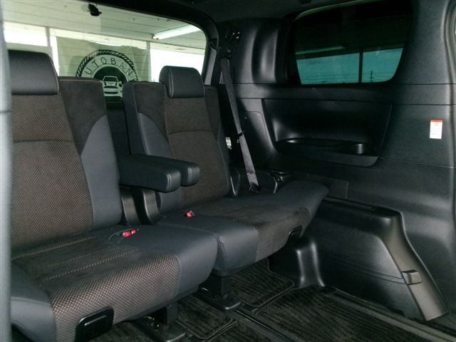 TOYOTA ALPHARD 4WD 2021 Image 31