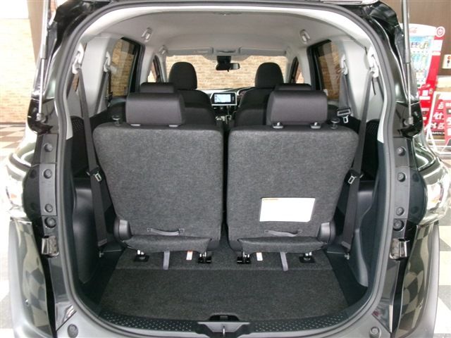 TOYOTA SIENTA 4WD 2019 Image 31