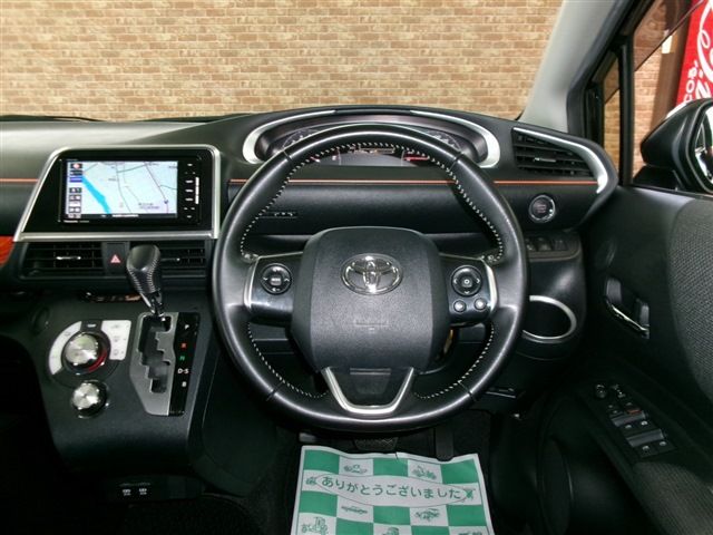 TOYOTA SIENTA 4WD 2019 Image 31