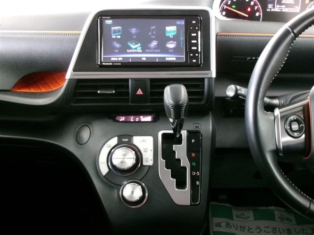 TOYOTA SIENTA 4WD 2019 Image 31