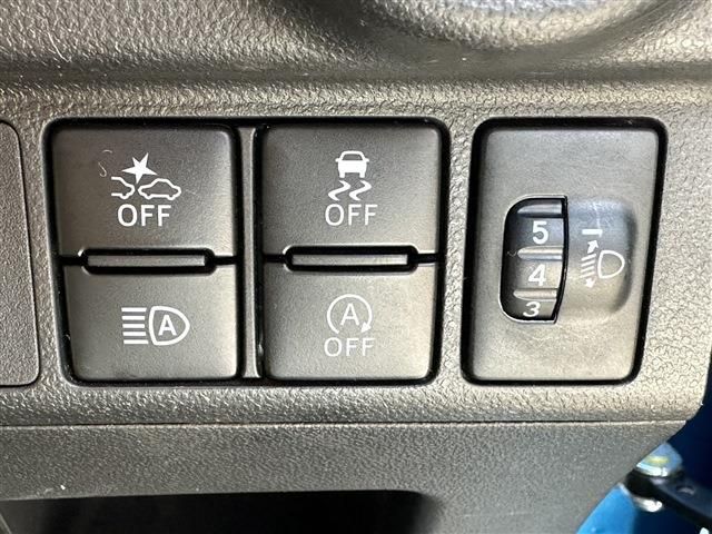 TOYOTA PIXIS JOY 2015 Image 31