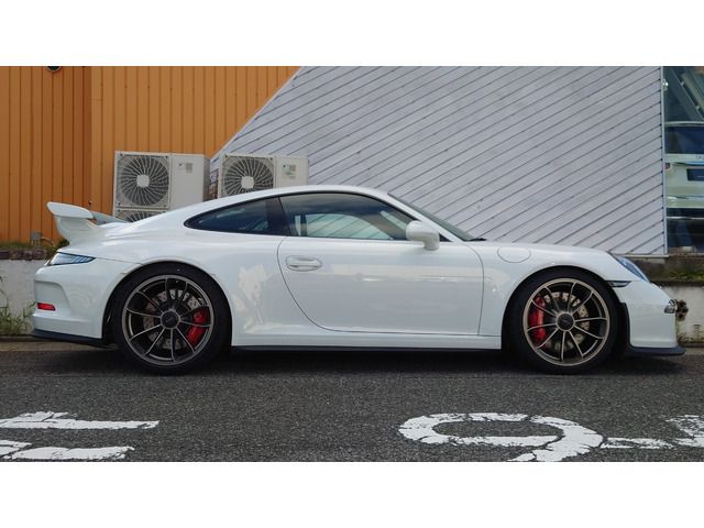 PORSCHE 911 2014 Image 31