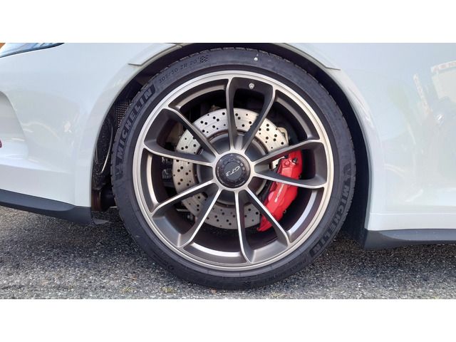 PORSCHE 911 2014 Image 31