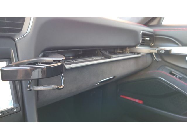 PORSCHE 911 2014 Image 31