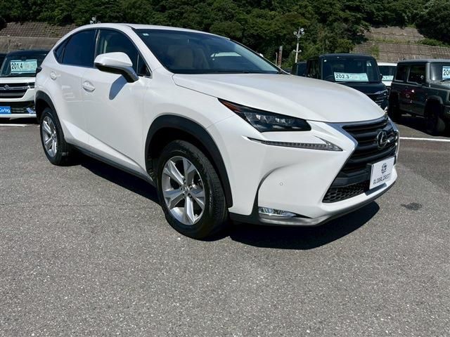 TOYOTA LEXUS NX200T 2016 Image 31
