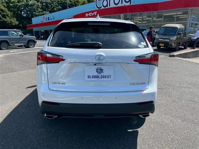 TOYOTA LEXUS NX200T 2016 Image 31