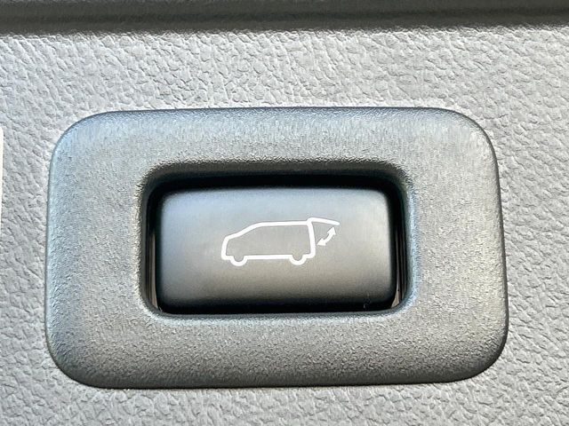 TOYOTA ALPHARD 2017 Image 31