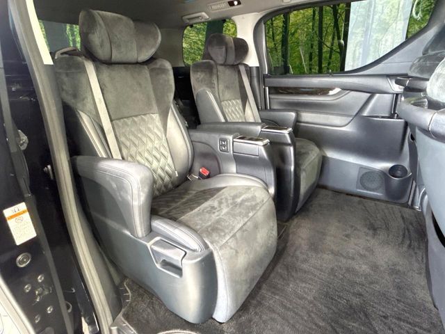 TOYOTA ALPHARD 2017 Image 31