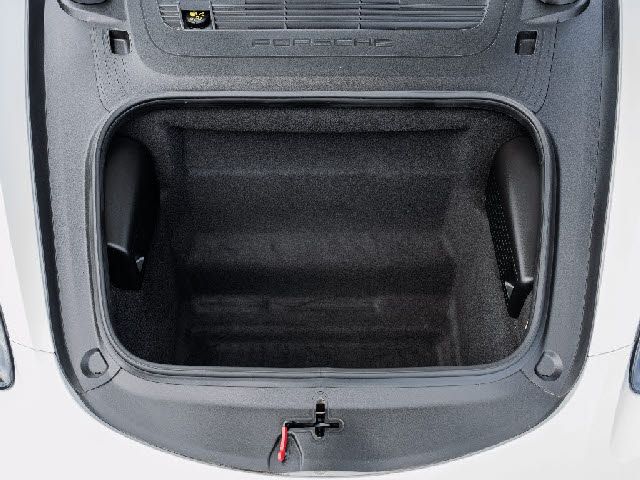 PORSCHE 718CAYMAN 2018 Image 31
