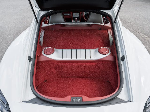 PORSCHE 718CAYMAN 2018 Image 31