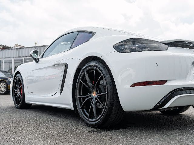 PORSCHE 718CAYMAN 2018 Image 31