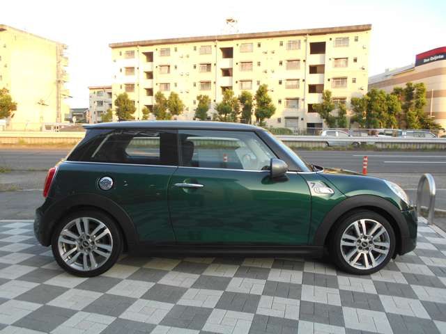 BMW MINI COOPER S 2016 Image 31