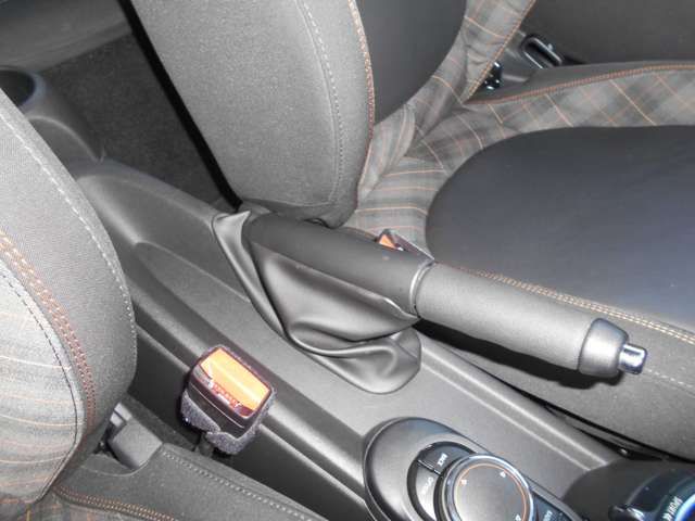 BMW MINI COOPER S 2016 Image 31