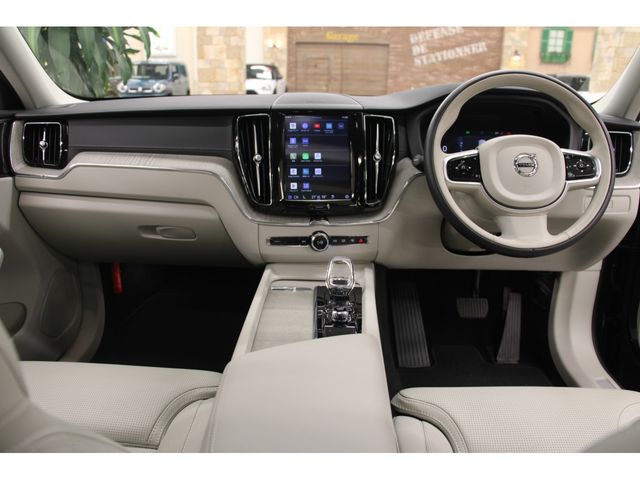 VOLVO XC60 2023 Image 31