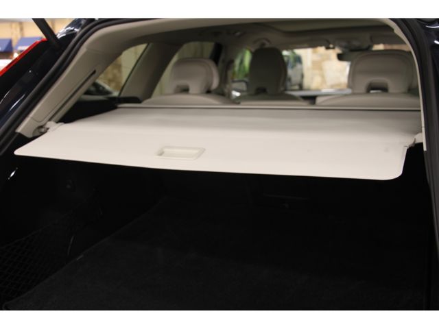 VOLVO XC60 2023 Image 31