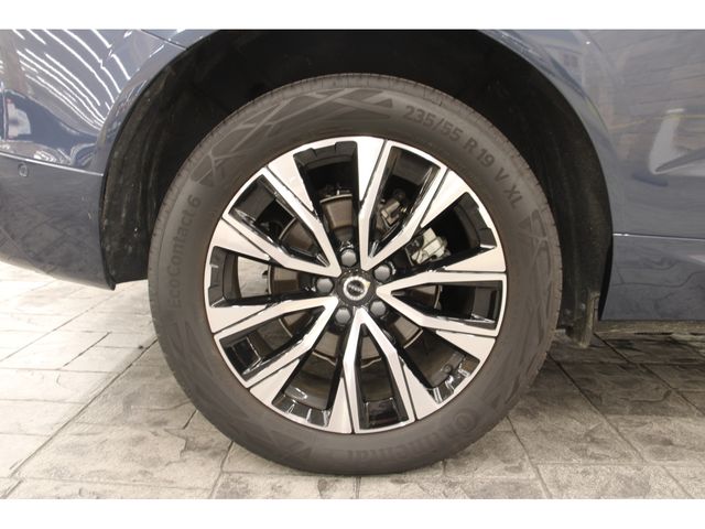 VOLVO XC60 2023 Image 31