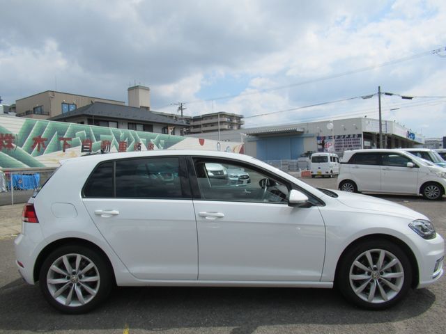 VOLKSWAGEN GOLF 2019 Image 31