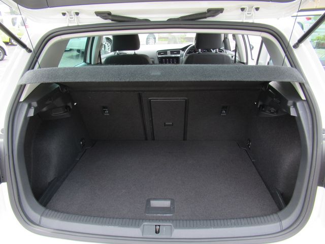VOLKSWAGEN GOLF 2019 Image 31