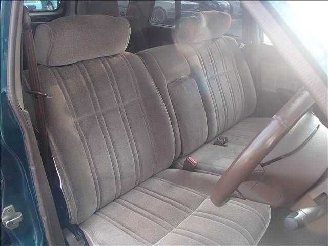 NISSAN GLORIA WAGON 1999 Image 31