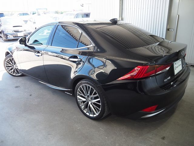 TOYOTA LEXUS IS300H 2016 Image 31