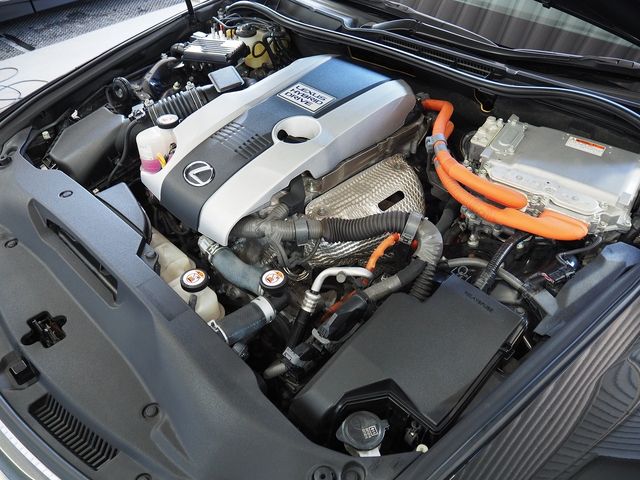 TOYOTA LEXUS IS300H 2016 Image 31