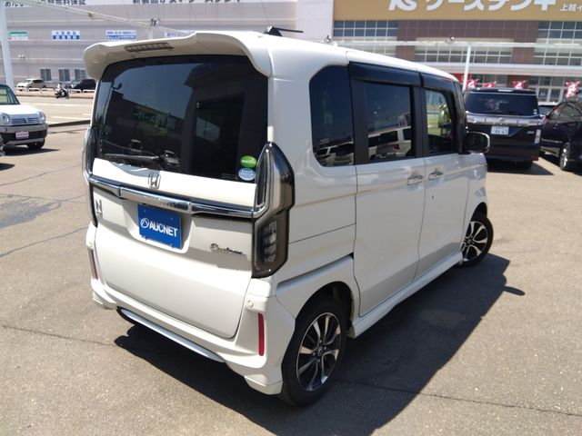 HONDA N BOX CUSTOM 4WD 2020 Image 31
