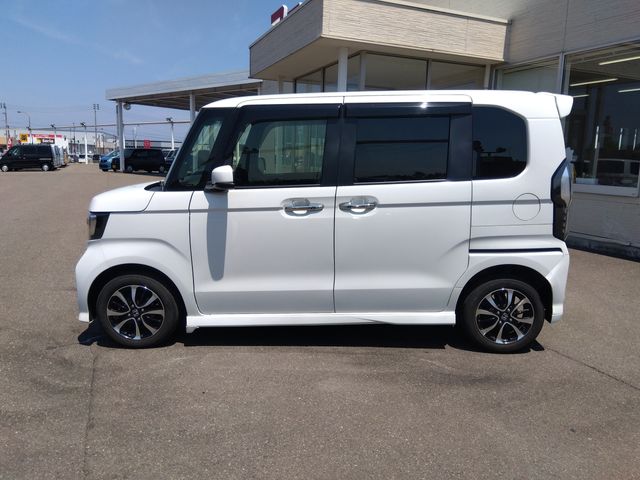 HONDA N BOX CUSTOM 4WD 2020 Image 31