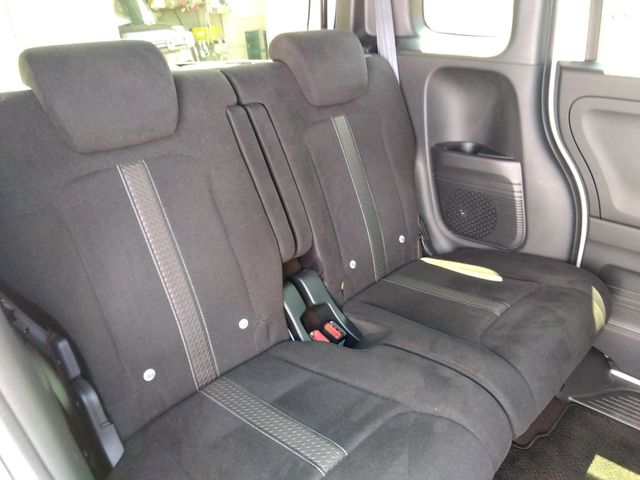 HONDA N BOX CUSTOM 4WD 2020 Image 31