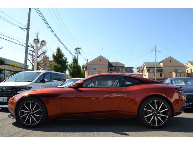 ASTON MARTIN ASTON MARTIN 2018 Image 31