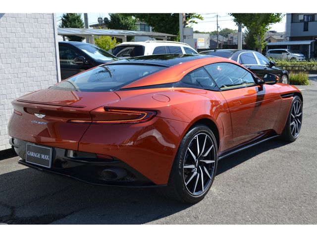 ASTON MARTIN ASTON MARTIN 2018 Image 31