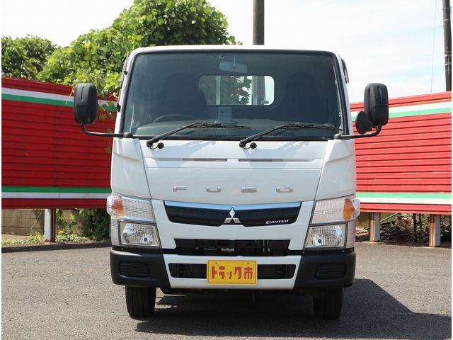 MITSUBISHI CANTER 2018 Image 31