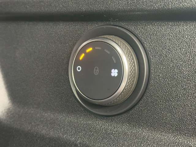 ROVER DEFENDER 2025 Image 31