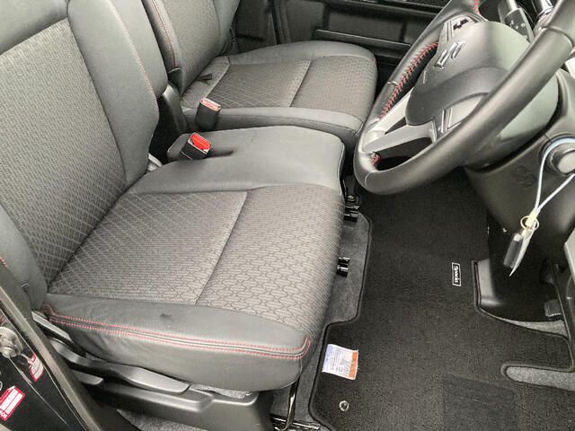 SUZUKI SPACIA CUSTOM 4WD 2018 Image 31