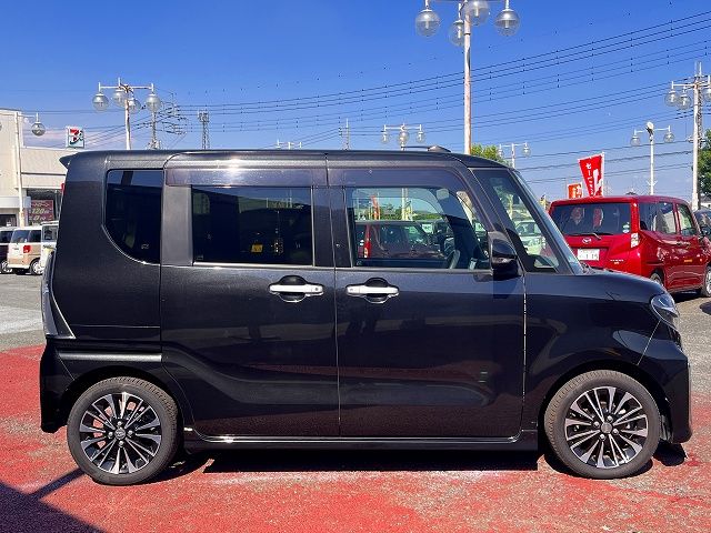 DAIHATSU TANTO CUSTOM 2020 Image 31
