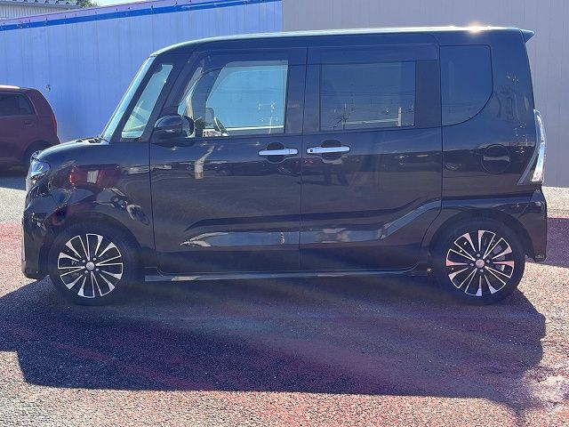 DAIHATSU TANTO CUSTOM 2020 Image 31