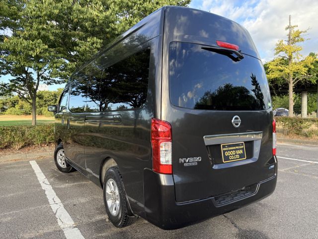 NISSAN NV350 CARAVAN 4WD 2012 Image 31