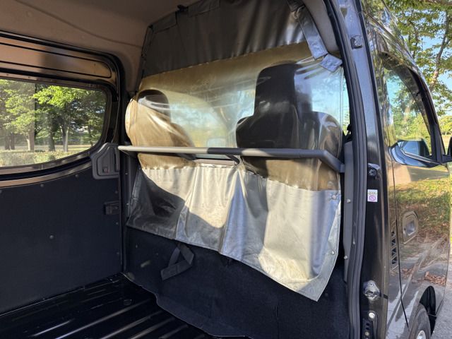 NISSAN NV350 CARAVAN 4WD 2012 Image 31