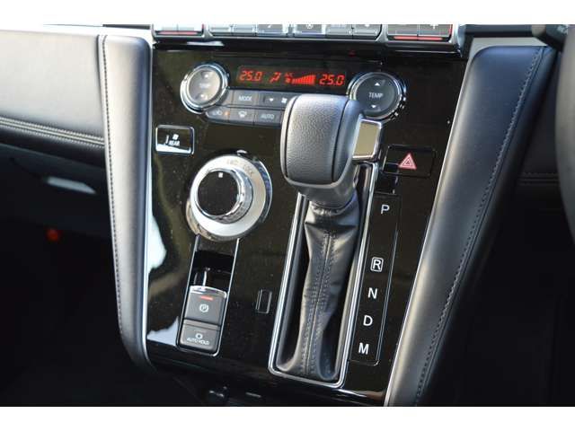 MITSUBISHI DELICA D:5 4WD 2024 Image 31