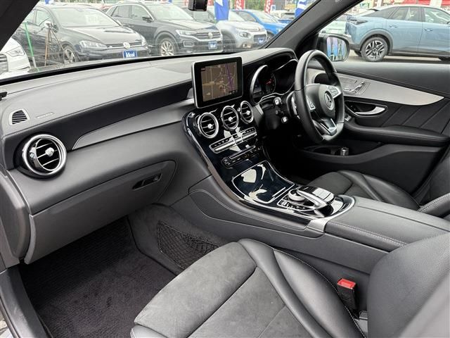MERCEDES BENZ GLC CL 2016 Image 31