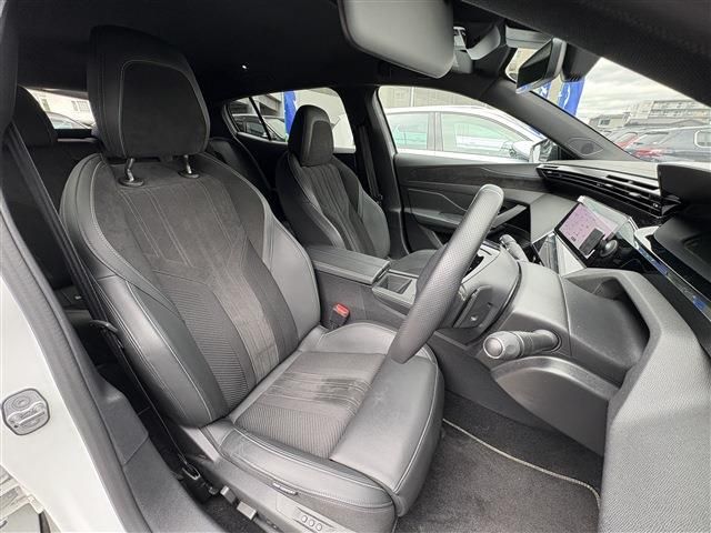 PEUGEOT 408 2023 Image 31