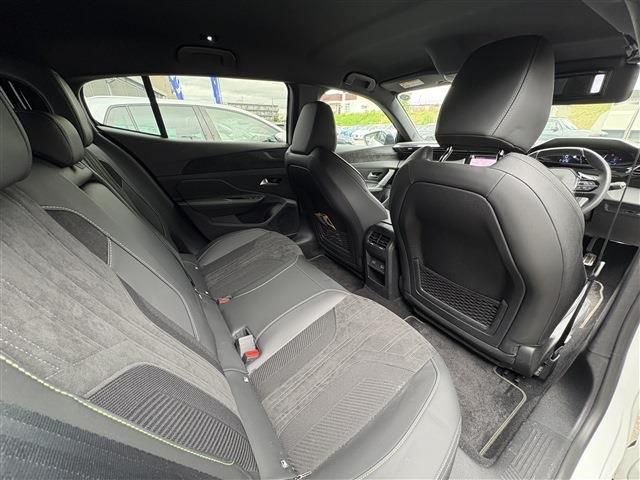 PEUGEOT 408 2023 Image 31