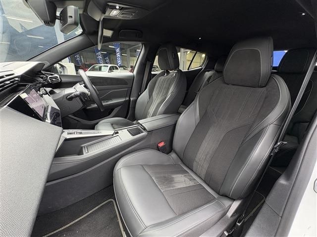 PEUGEOT 408 2023 Image 31