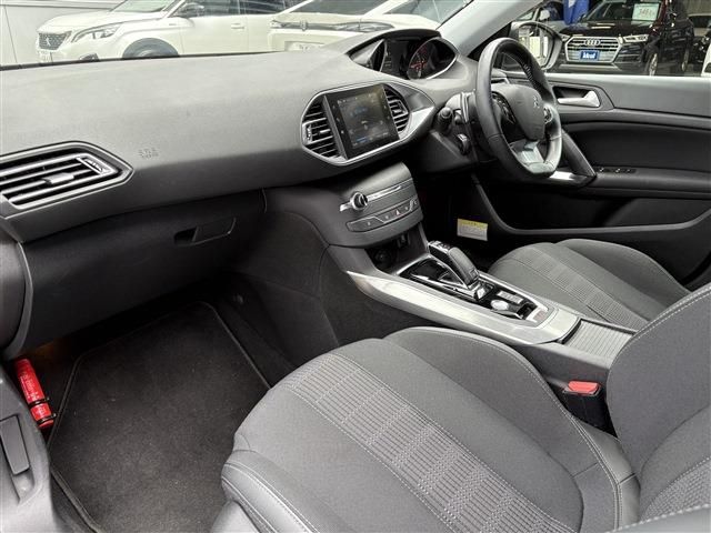 PEUGEOT 308 2019 Image 31
