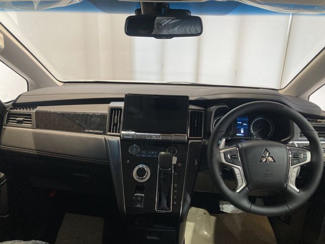 MITSUBISHI DELICA D:5 4WD 2025 Image 31