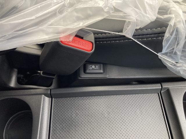 MITSUBISHI DELICA D:5 4WD 2025 Image 31