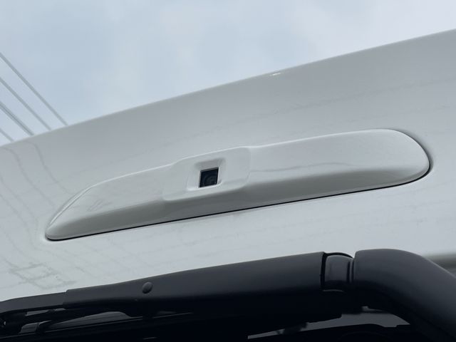 TOYOTA HIACE VAN 2WD 2025 Image 31