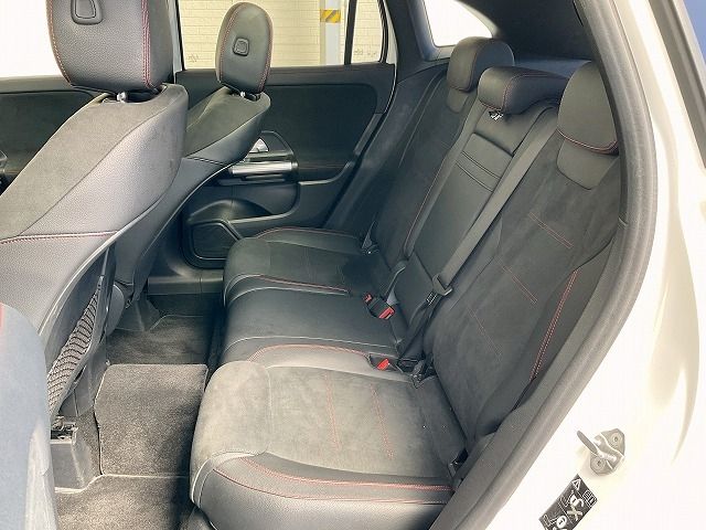 MERCEDES BENZ GLA CL 2020 Image 31