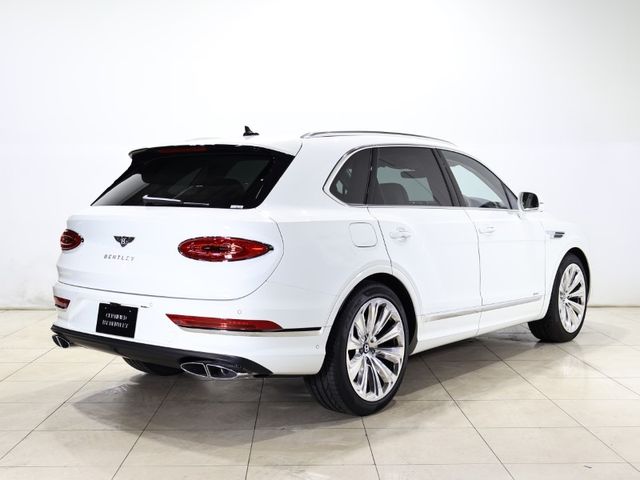 BENTLEY BENTAYGA 2025 Image 31